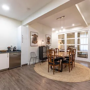 Home-loving Centre With Parking Apartment