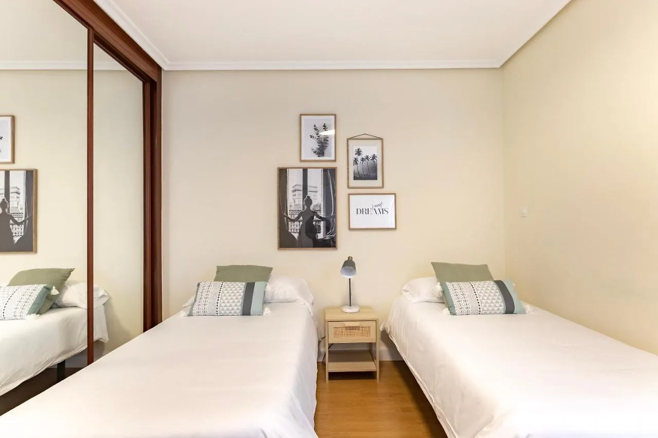 Apartamento Recién reformado en el centro parking Bilbao España